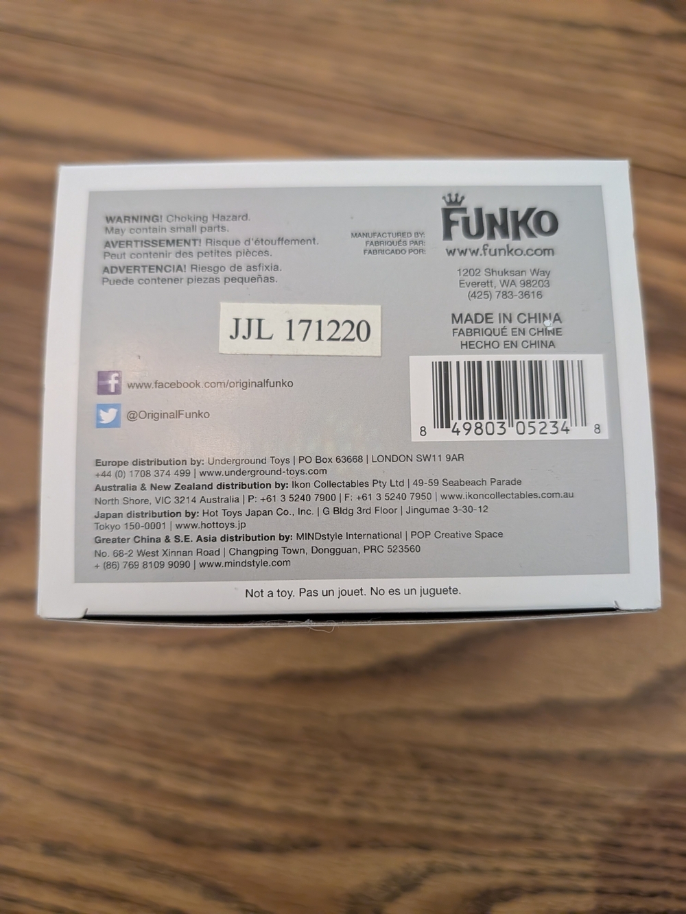 Futurama Funko Pop Box - Picture 5 of 7